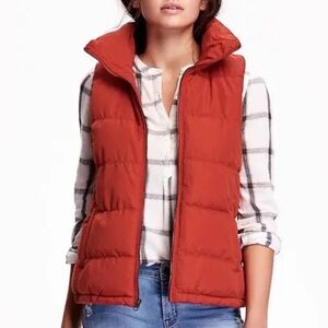 Old Navy Burnt Orange Quilted Puffer Vest XS Cozy Lightweight Spring Fall Jacket